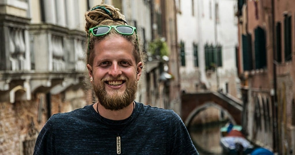 passport-diary-lifeofbalu-vanlife-mogli-homeiswhereyouparkitgermany-ebook-van-bulli-camper-kauf-kaufberatung_cover-1000Euro_camper passport-diary-lifeofbalu-vanlife-mogli-homeiswhereyouparkitgermany-ebook-van-bulli-camper-kauf-kaufberatung_cover-1000Euro_camper