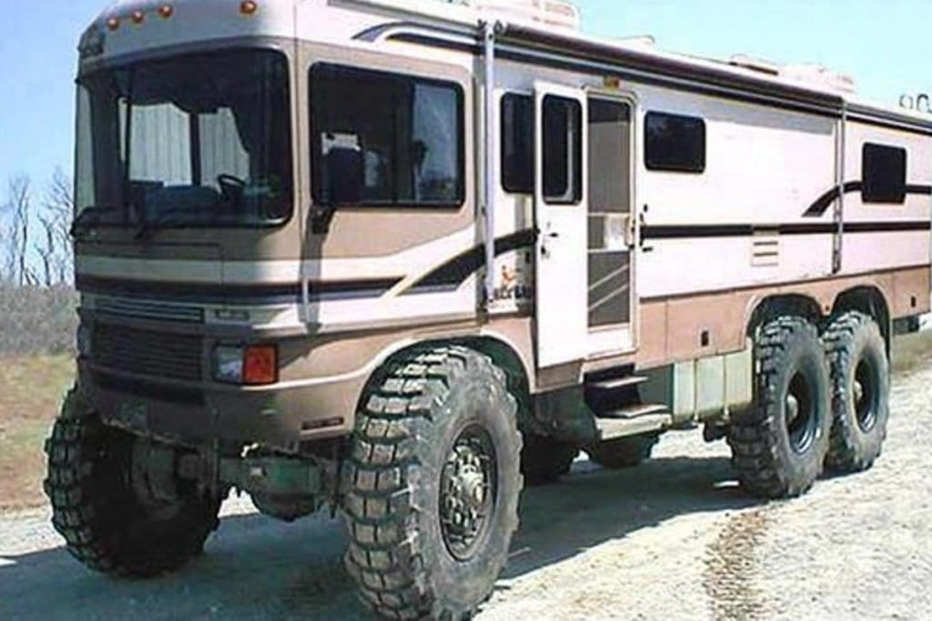 verrueckte-campingbusse-wohnmobile-komische-camper-ungewoehnliche-selbstausbauten-diy-camperausbau-wohnwagen-ausbau-vanlife-conversion-6 verrueckte-campingbusse-wohnmobile-komische-camper-ungewoehnliche-selbstausbauten-diy-camperausbau-wohnwagen-ausbau-vanlife-conversion-6