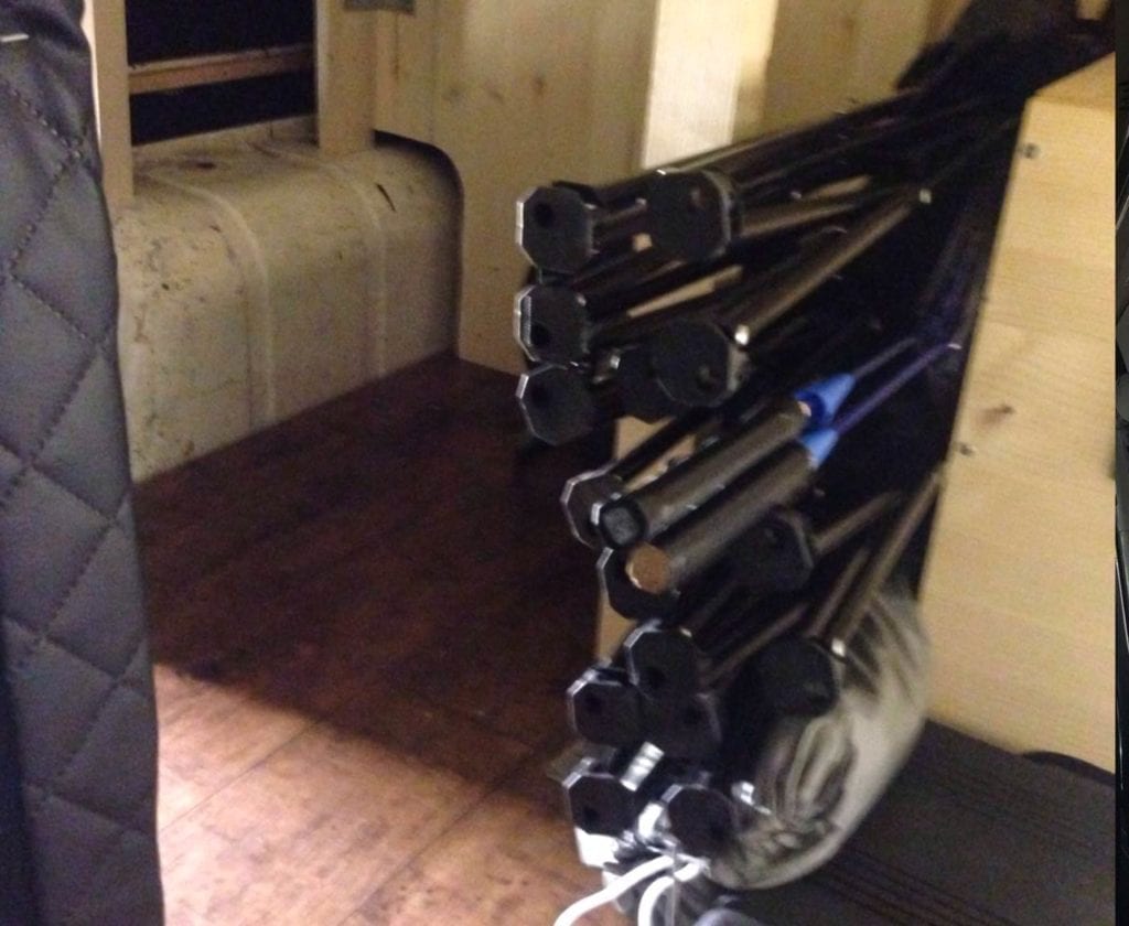 mercedes-benz-T1-207d-207-wohnmobil-kaufen-schwachstellen-ausbau-selbstausbau-motor-technische-daten-ersatzteile-9