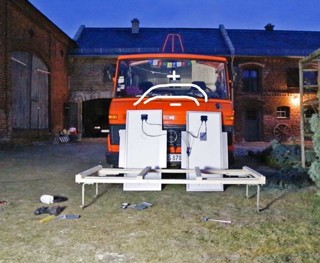 solaranlage-wohnmobil-nachrüsten-schaltplan-berechnen-inklusive-einbau-lomplettset-gebraucht-100w-selber-planen-mobile-einbau-solarpanels