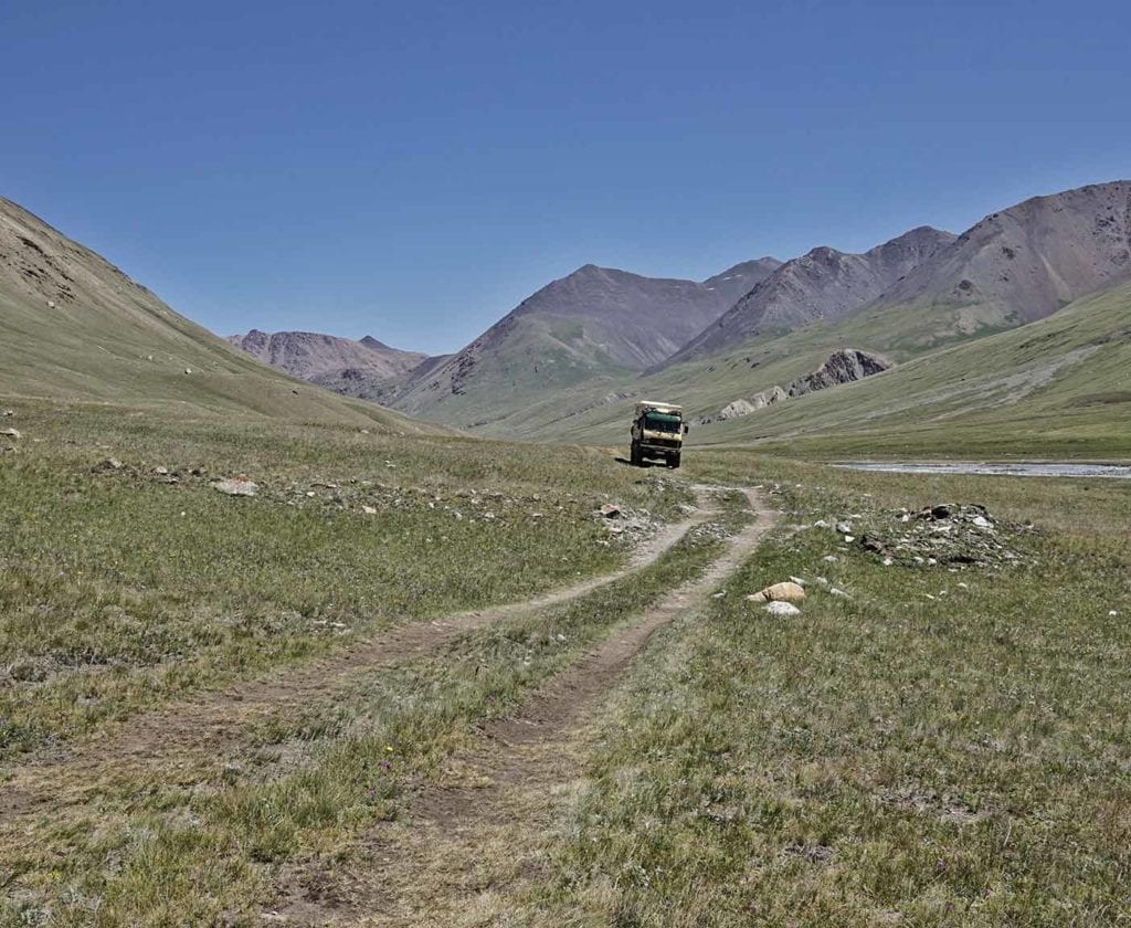 kirgistan-wohnmobil-erfahrungsbericht-reise-lkw-offorad-4x4