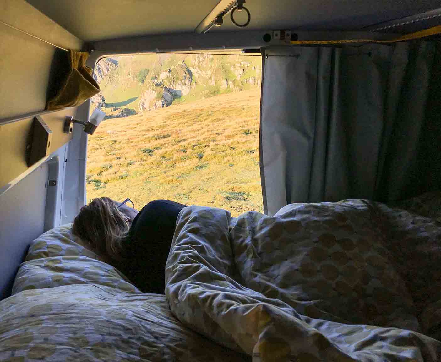 mercedes-sprinter-allrad-4x4-cdi-313-expedition-fahrzeug-fernreisemobil