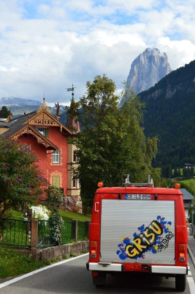 VW-LT-31-Feuerwehr-Camper-Transporter-van-technische Daten-verbrauch-berge-europatrip-grafitti-rolladen VW-LT-31-Feuerwehr-Camper-Transporter-van-technische Daten-verbrauch-berge-europatrip-grafitti-rolladen