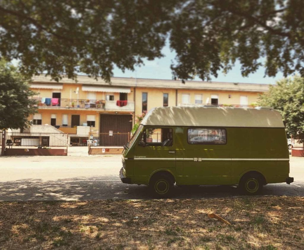 LT-28-Florida-wohnmobil-vw-pritsche-hochdach-europa