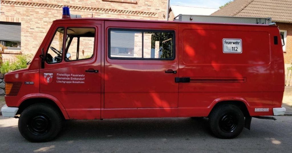 heckklappe-rollo-heckrollo-camper-mercedes-407d-508-vw-lt-wohnmobil-10