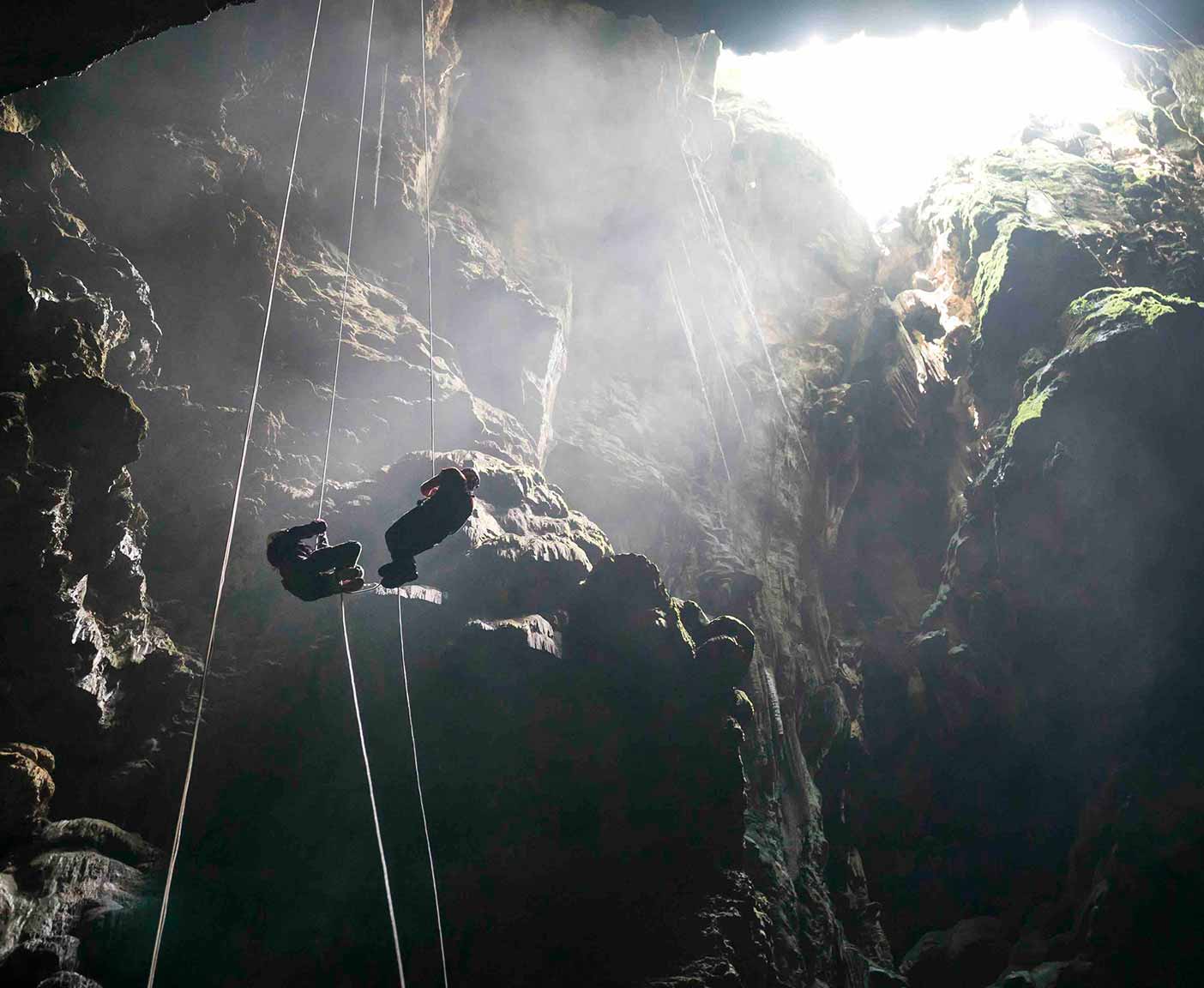 white-spot-film-reisedokumentation-climbing