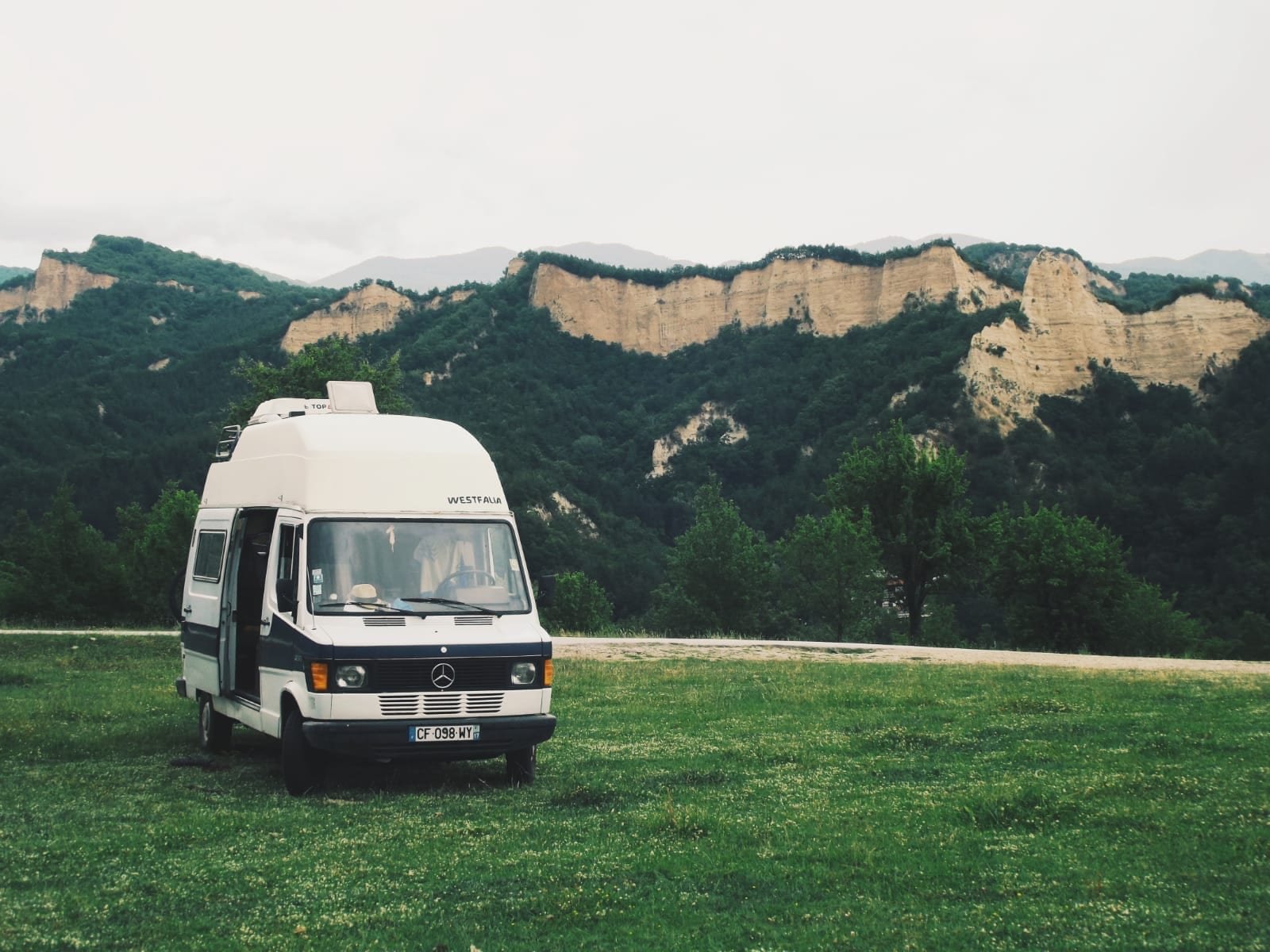 207-james-cook-mercedes-westfalia-vanlife-roadtrip-europe
