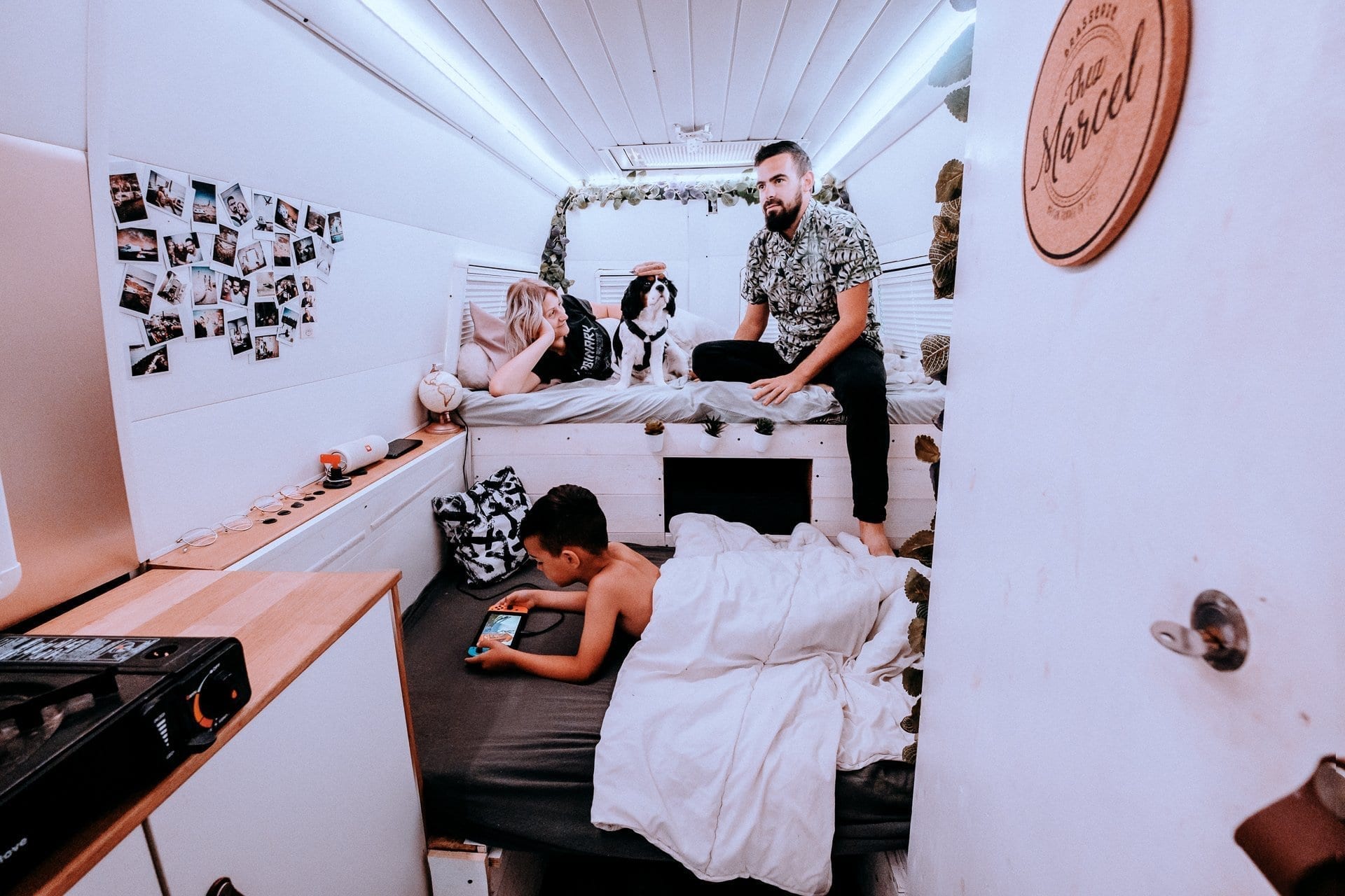 iveco-daily-vanlife-van-fourgon-amenage-roadtrip-europe-xxl iveco-daily-vanlife-van-fourgon-amenage-roadtrip-europe-xxl