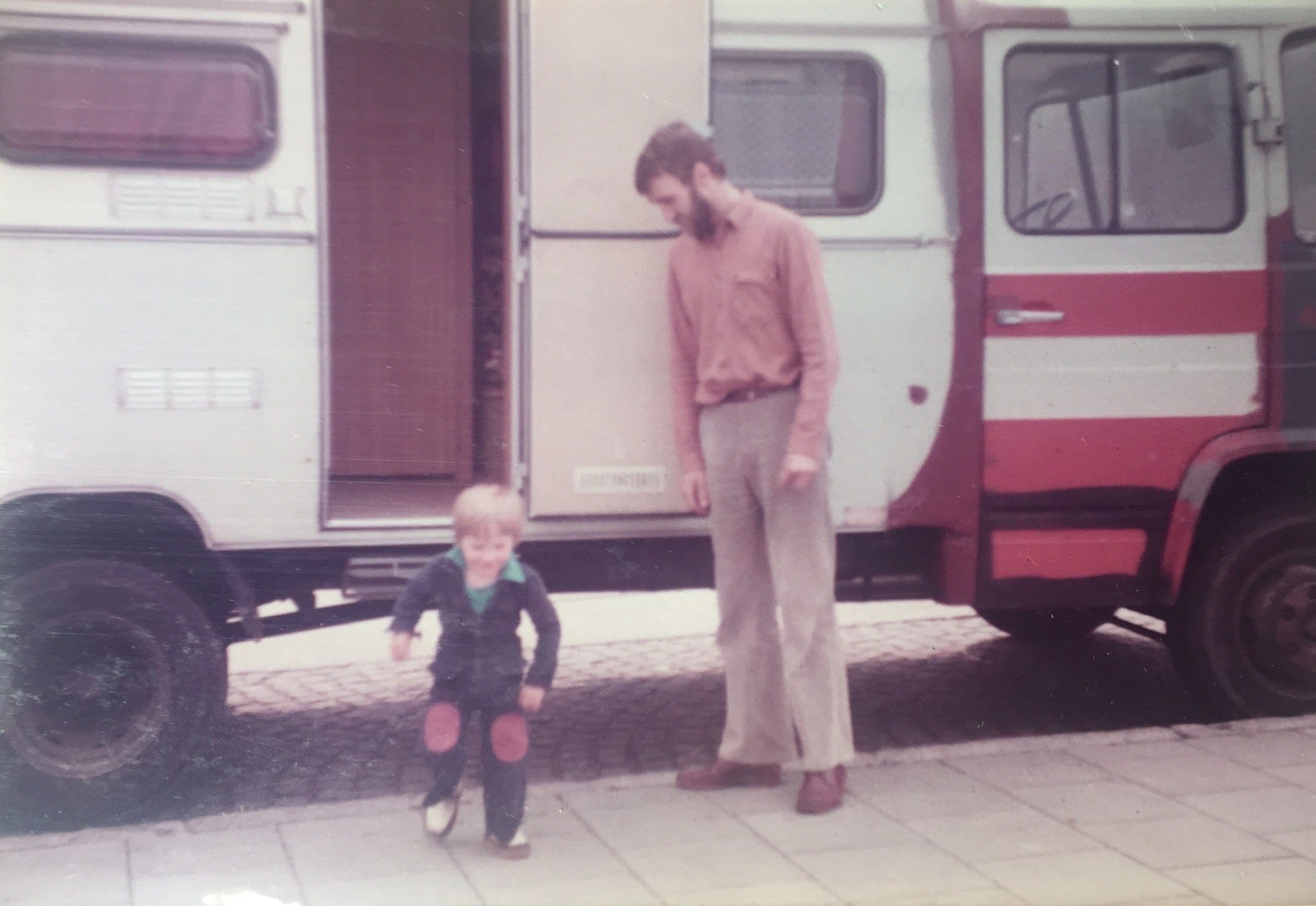 ausbau-Iveco-Magirus-120-19-Berufsfeuerwehr LKW-expeditionsmobil-wohmobil-rolling-home-5