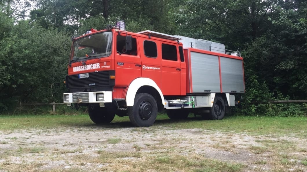 Iveco-Magirus-120-19-ein Berufsfeuerwehr LKW-expeditionsmobil-wohmobil-rolling-home-7