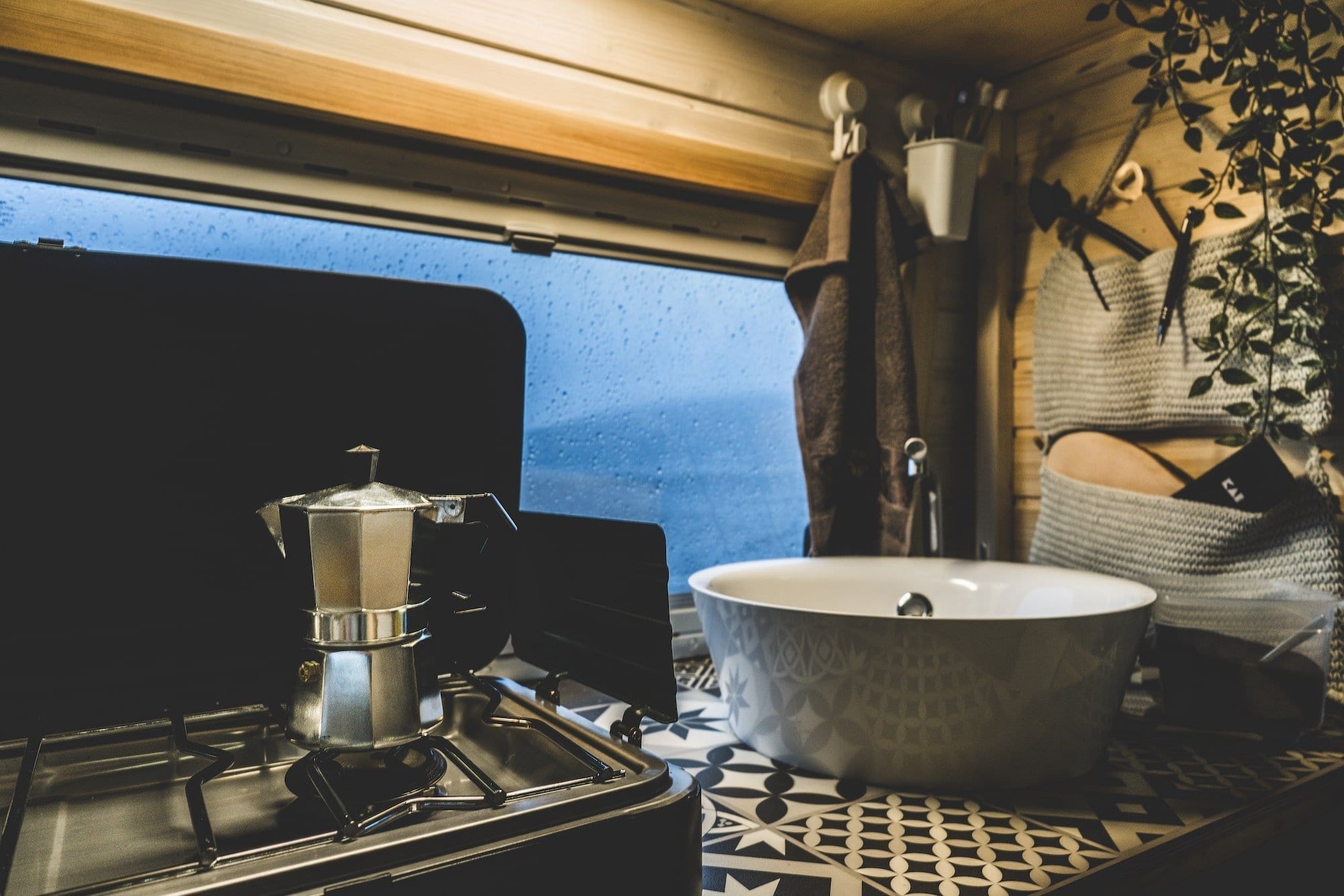 Ausbau-van-conversion-kaufen-vanlife-interior