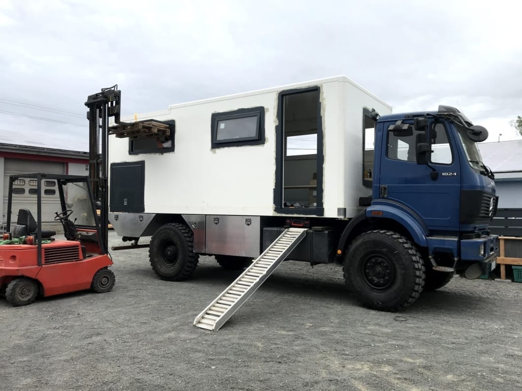 mercedes-benz-1824-ak-digitale-nomaden-expeditionsmobil-kaufen-camper-allrad-8