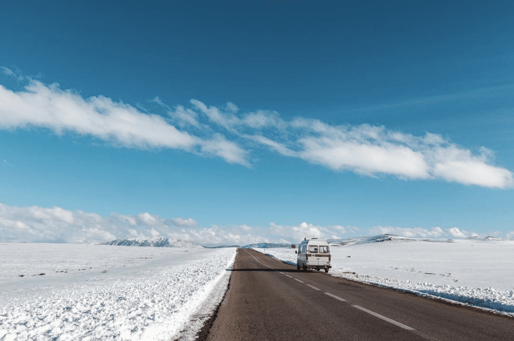 Mercedes-t1-208-d-oldschool-vintage-van-fourgon-amenage-roadtrip-vanlife Mercedes-208-d-oldschool-vintage-van-fourgon-amenage-roadtrip-vanlife