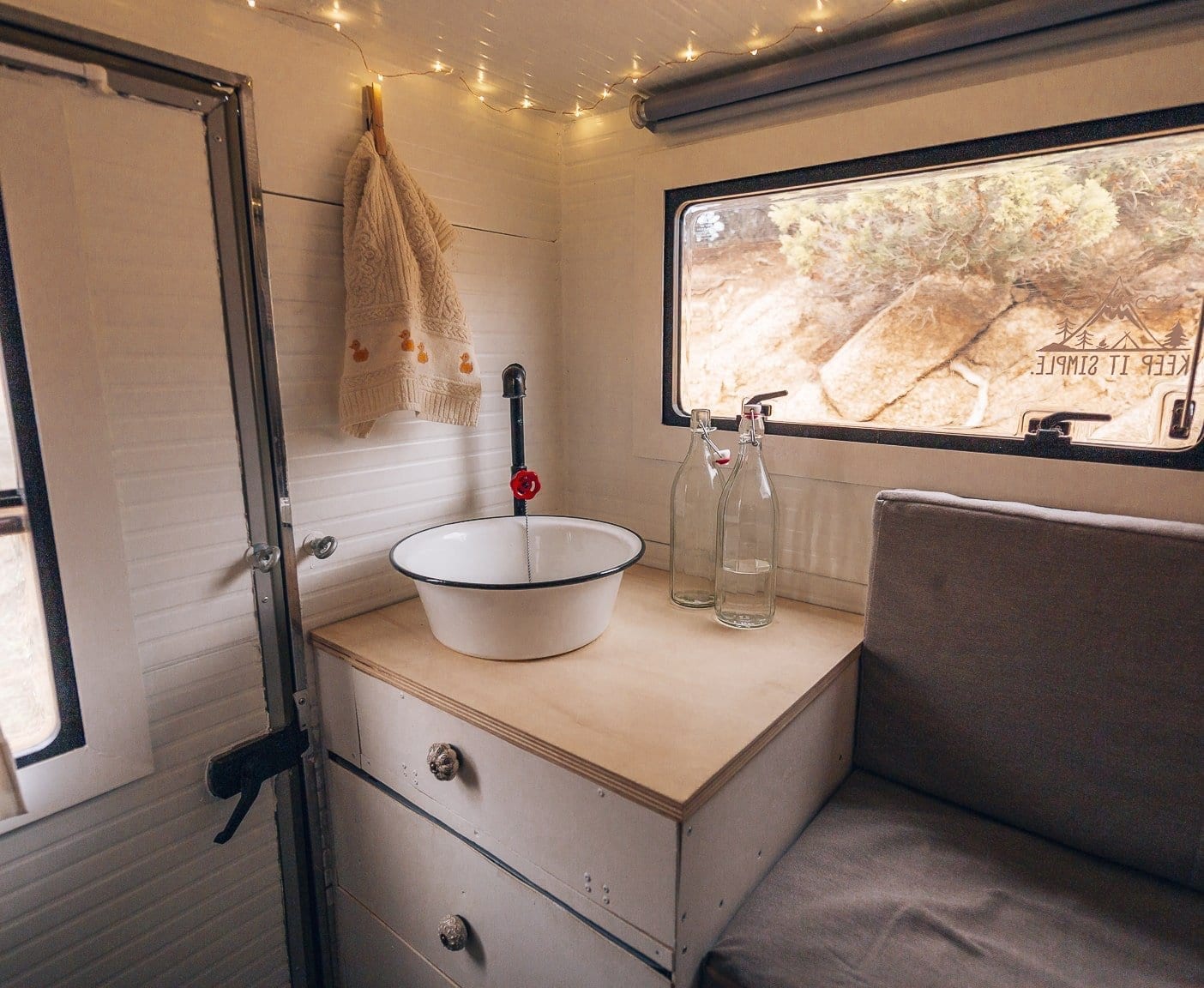 interior-camper-pickup-vanlife-kaufen-ausbau