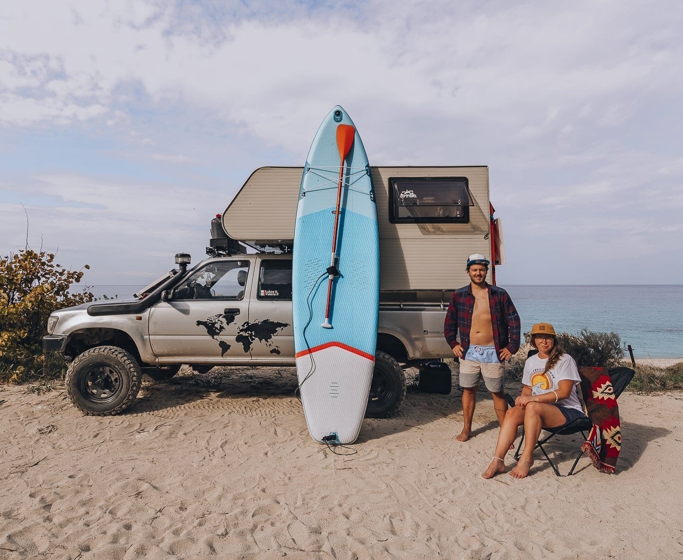 toyota-hilux-ln-105-camper-pickup-vanlife-kaufen-ausbau-1
